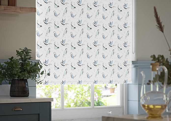 Bluebirds, Light Blue - Twist&Fit Roller Blind - Image 5
